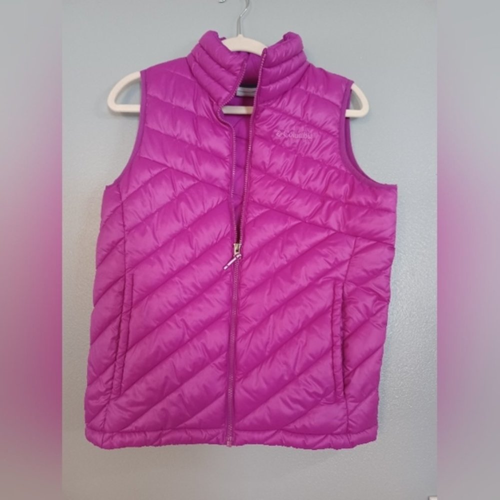 LIKE NEW Womens Columbia Lightweight Vest